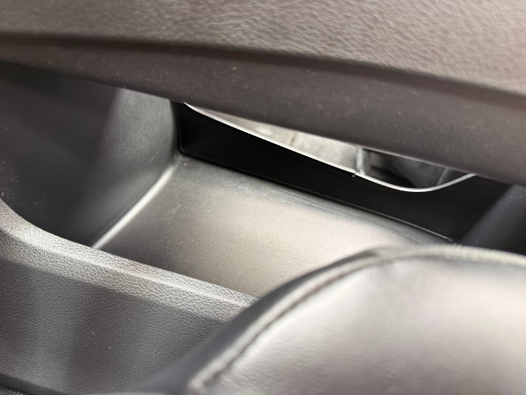 Used 2023 Nissan Rogue SV w/ SV Premium B Package FWD image 41