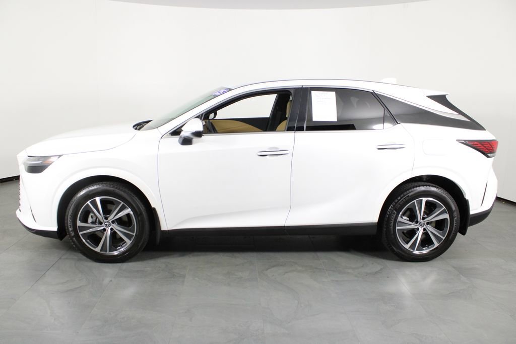 Used 2025 Lexus RX 350 FWD w/ Technology Package image 11