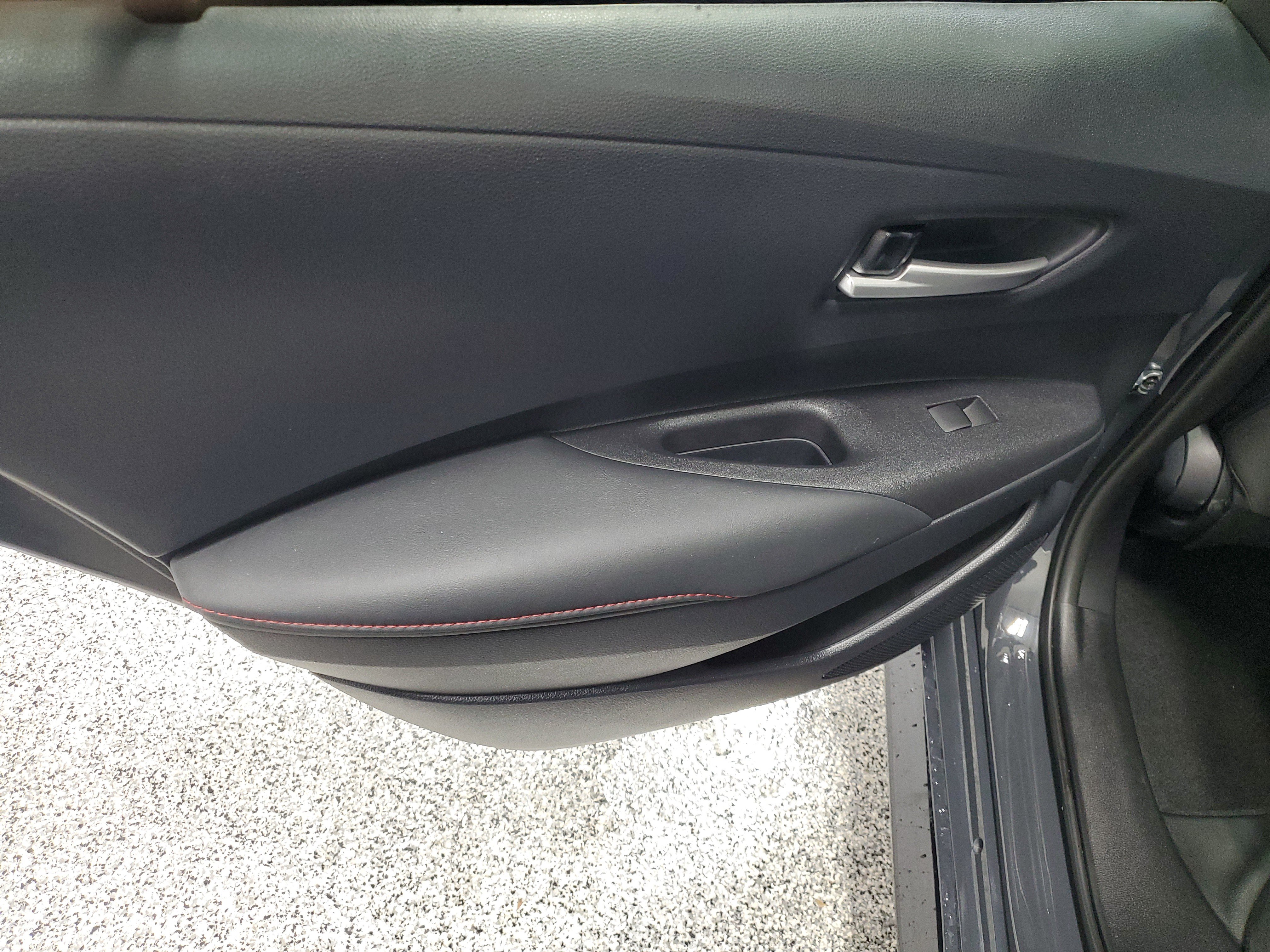 Used 2025 Toyota Corolla SE FWD image 17