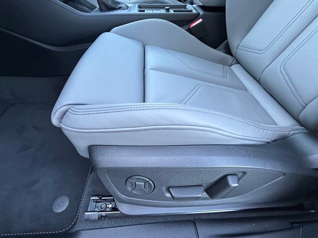 New 2025 Audi Q3 2.0T Premium image 10