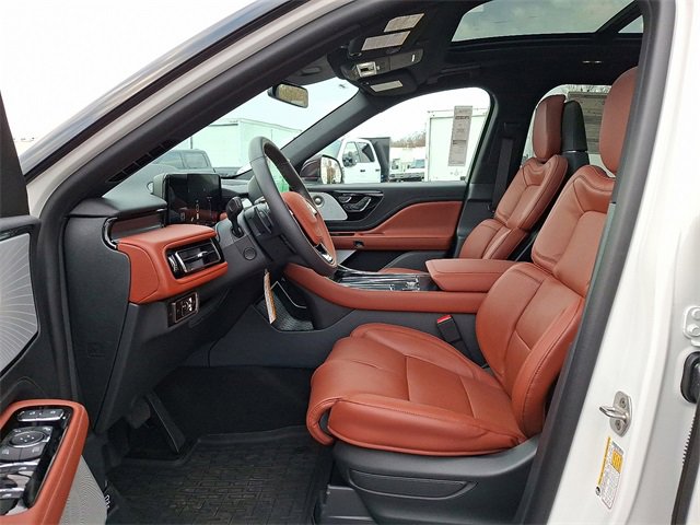 New 2026 Lincoln Aviator Reserve image 6