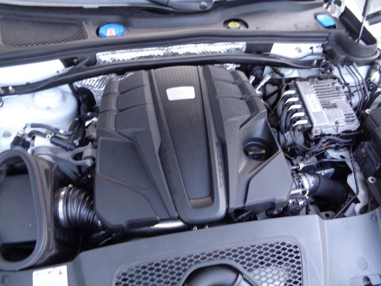 Used 2021 Porsche Macan GTS image 17