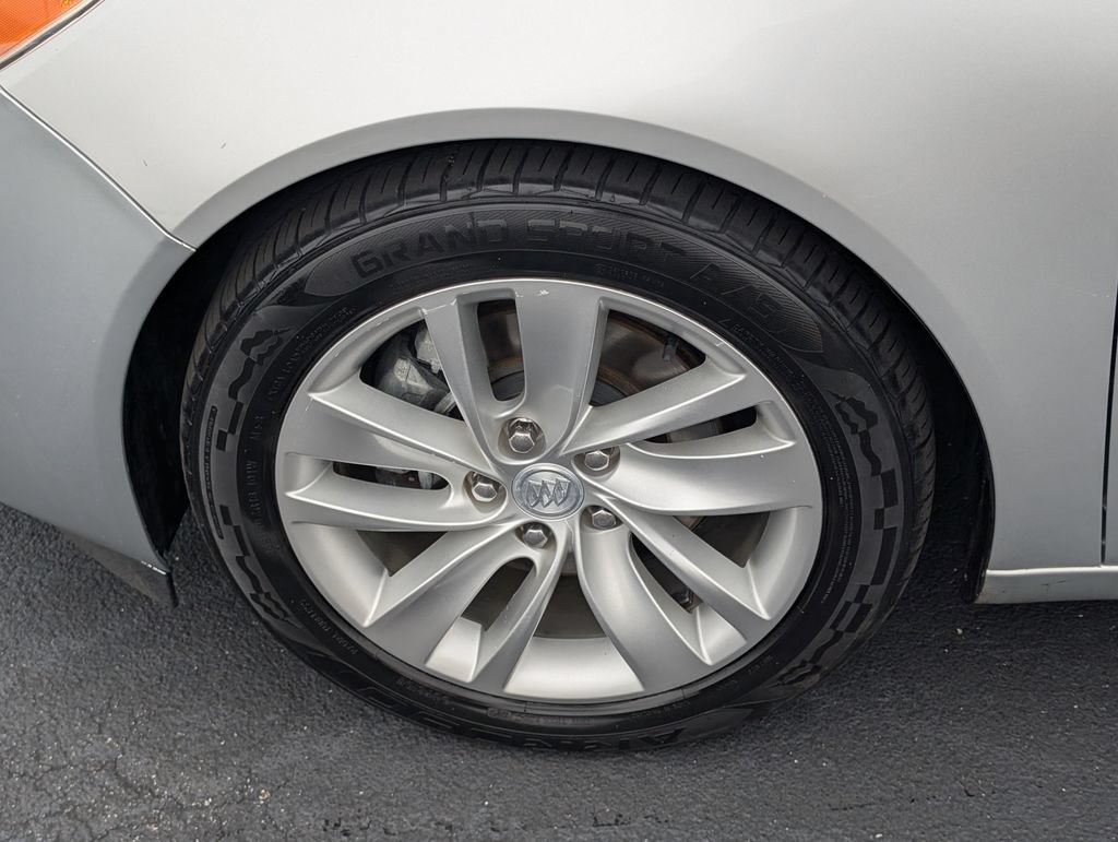 Used 2016 Buick Regal FWD image 22