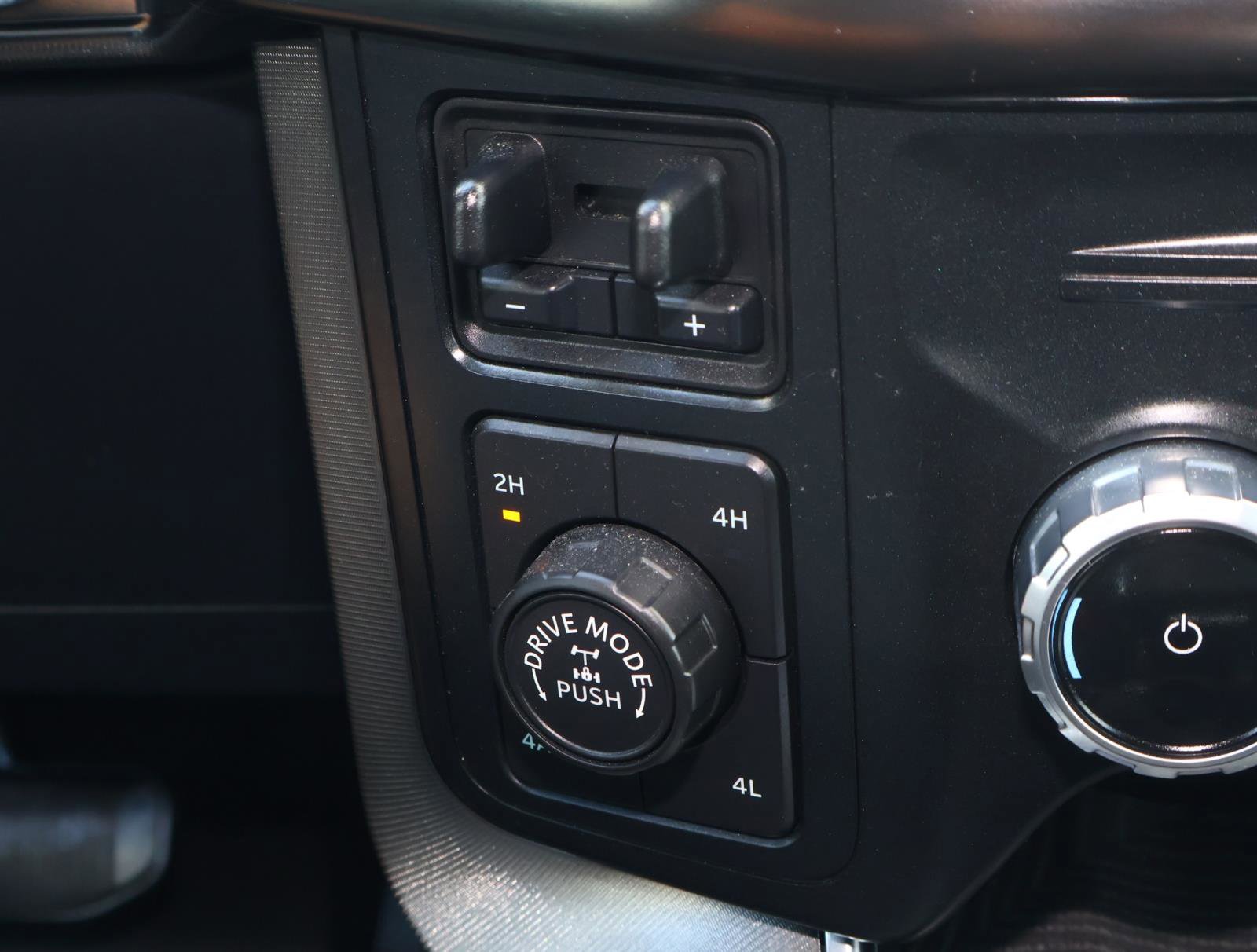 Used 2023 Ford F150 Platinum w/ Equipment Group 701A High image 32