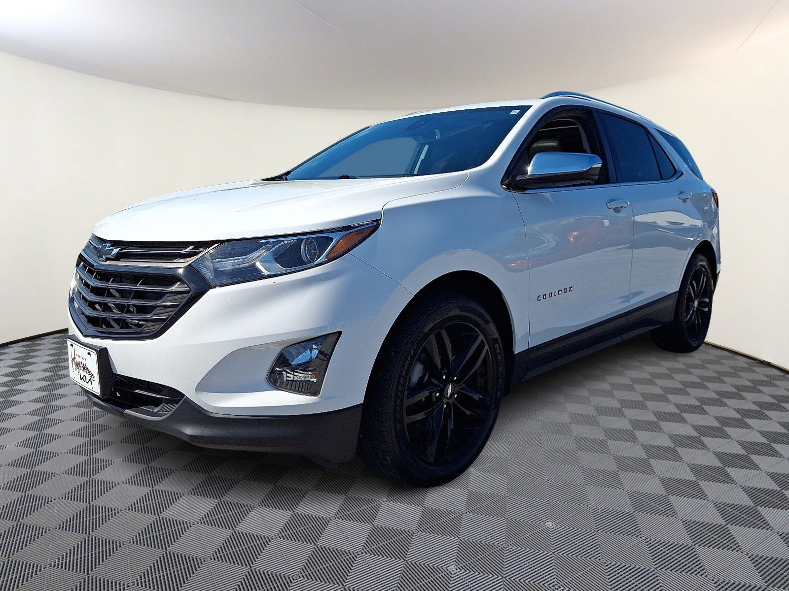 Used 2020 Chevrolet Equinox LT w/ Sport Edition AWD/4WD image 3