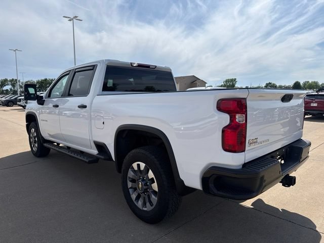 Used 2024 Chevrolet Silverado 2500 Custom w/ Custom Value Package AWD/4WD image 6
