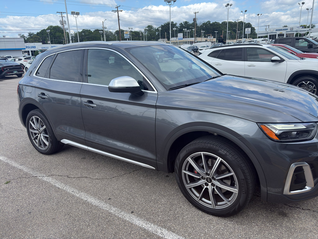 Used 2023 Audi SQ5 Premium w/ Convenience Package AWD/4WD image 10