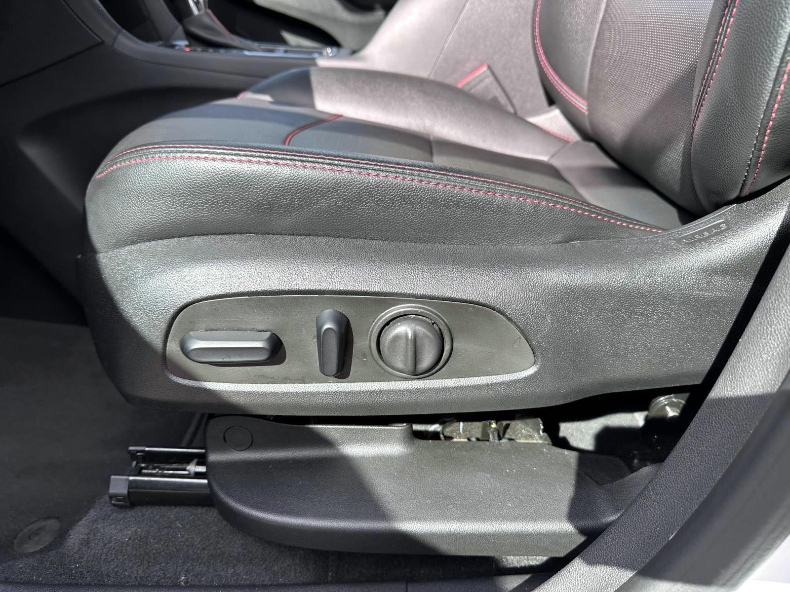 Used 2024 Chevrolet Equinox RS w/ RS Leather Package AWD/4WD image 10