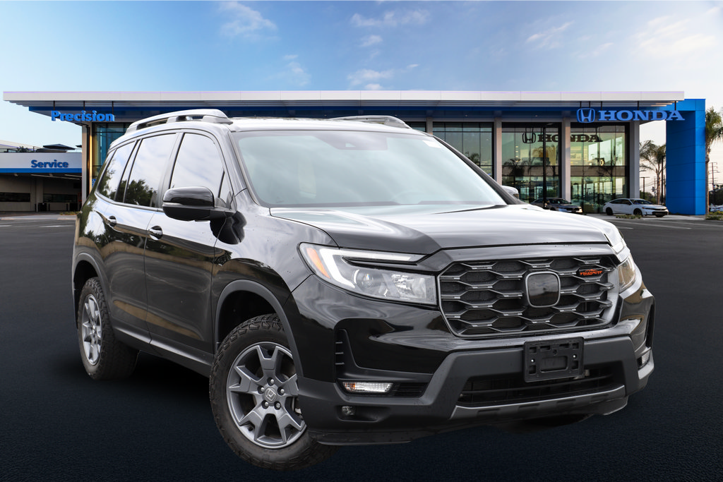 Certified 2024 Honda Passport TrailSport image 1