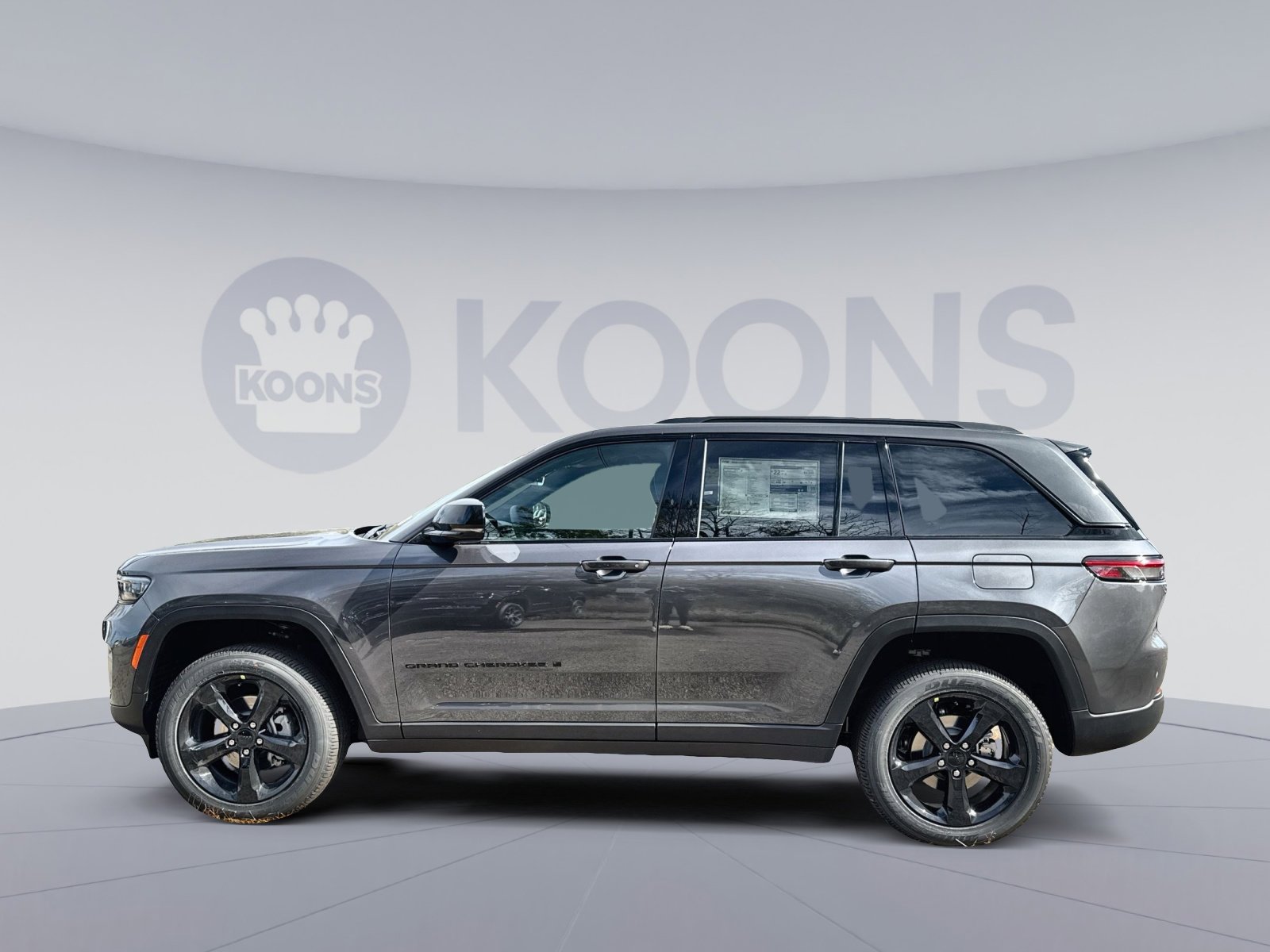 New 2025 Jeep Grand Cherokee Altitude image 2