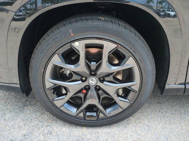 New 2026 Lexus TX 500h AWD image 11