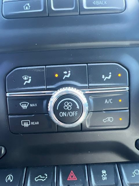 Used 2020 GMC Sierra 1500 AT4 AWD/4WD image 16