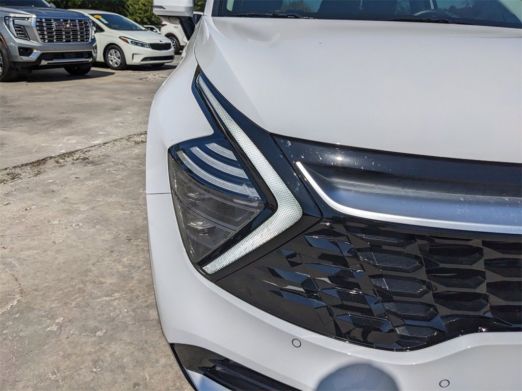 Certified 2025 Kia Sportage SX image 11