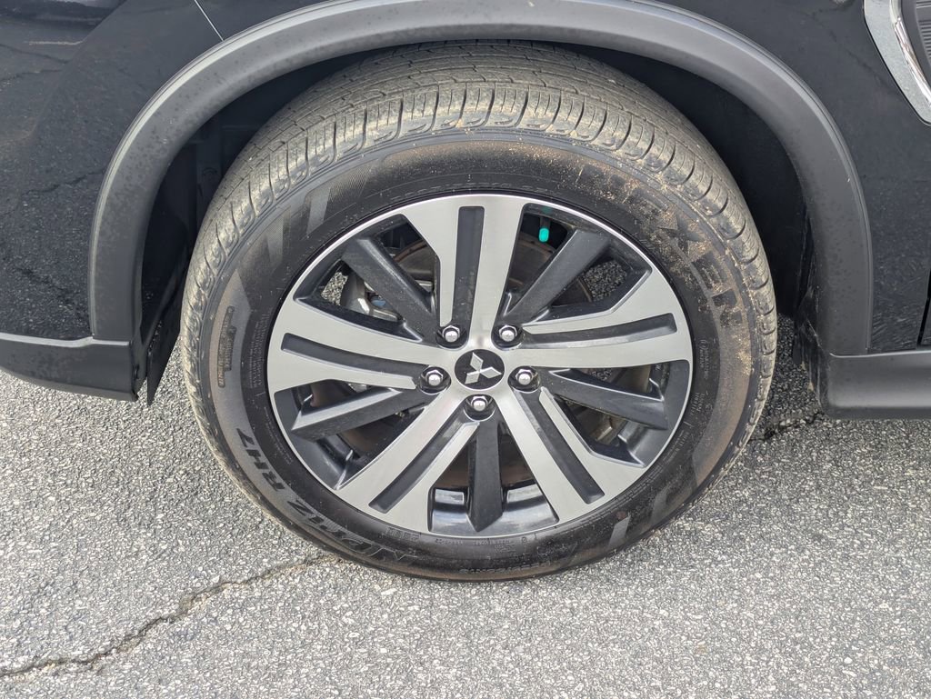 Used 2025 Mitsubishi Outlander Sport AWD image 10