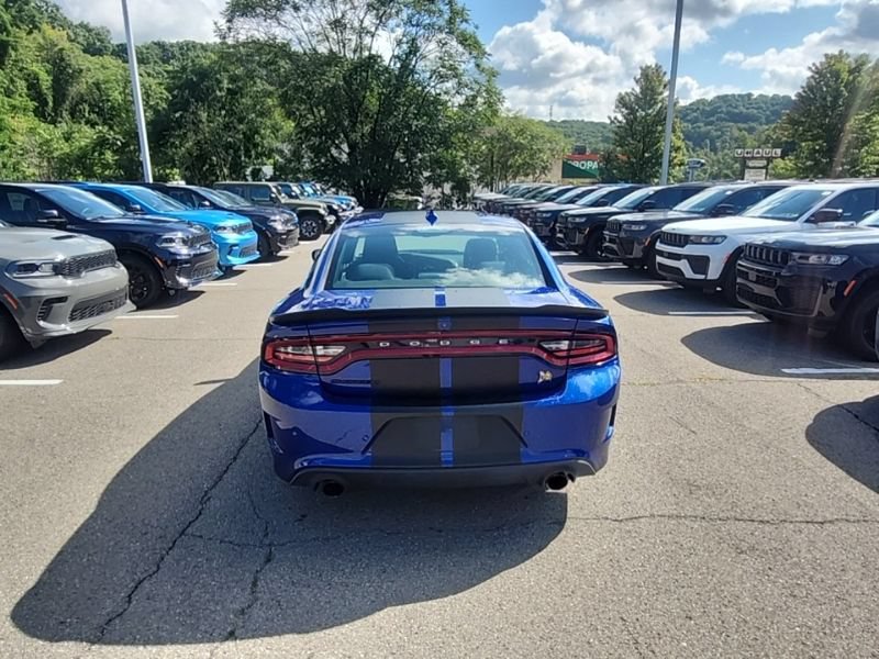 Used 2019 Dodge Charger Scat Pack RWD image 6