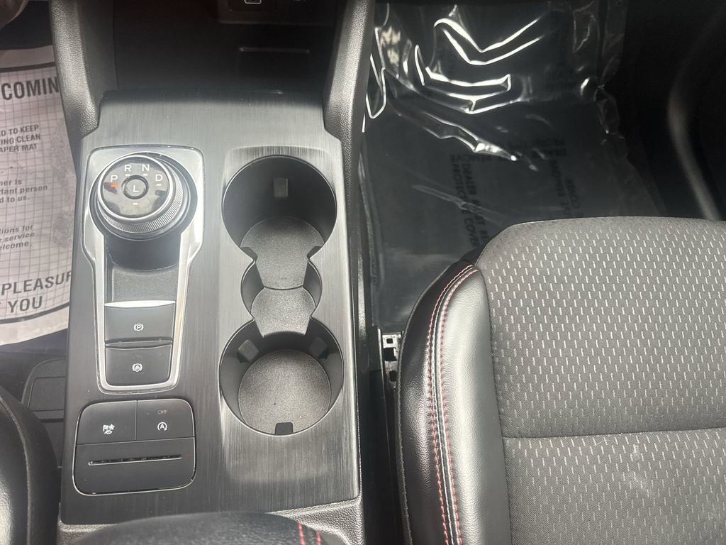 Used 2025 Ford Escape ST-Line Select image 20