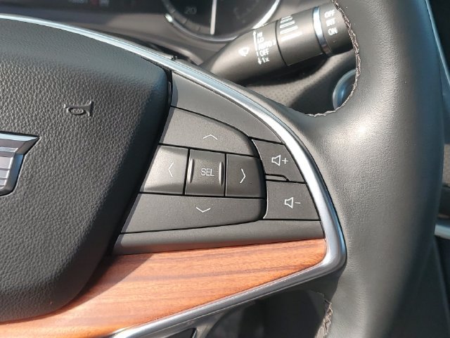 Certified 2025 Cadillac XT5 Premium Luxury w/ LPO, Floor Liner Package AWD/4WD image 21