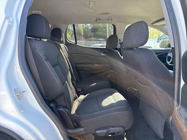 Used 2023 GMC Acadia SLE w/ Driver Convenience Package image 14
