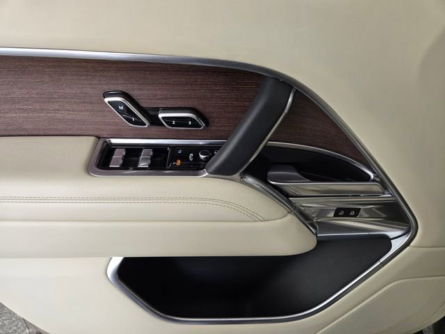 Certified 2023 Land Rover Range Rover SE AWD/4WD image 20