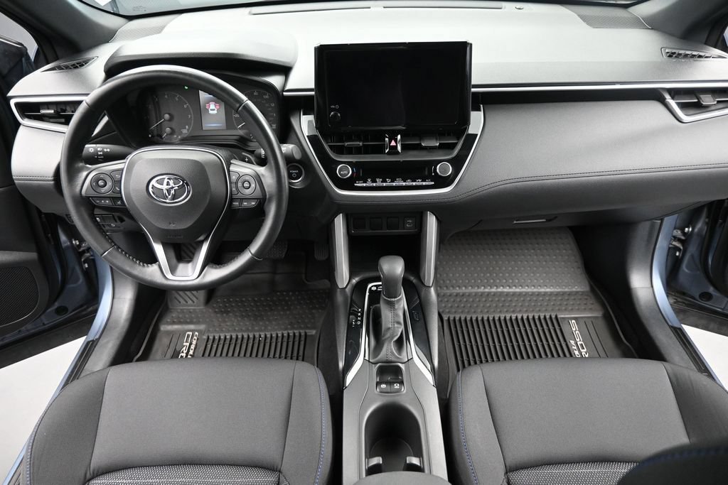 Used 2023 Toyota Corolla Cross AWD Hybrid image 17