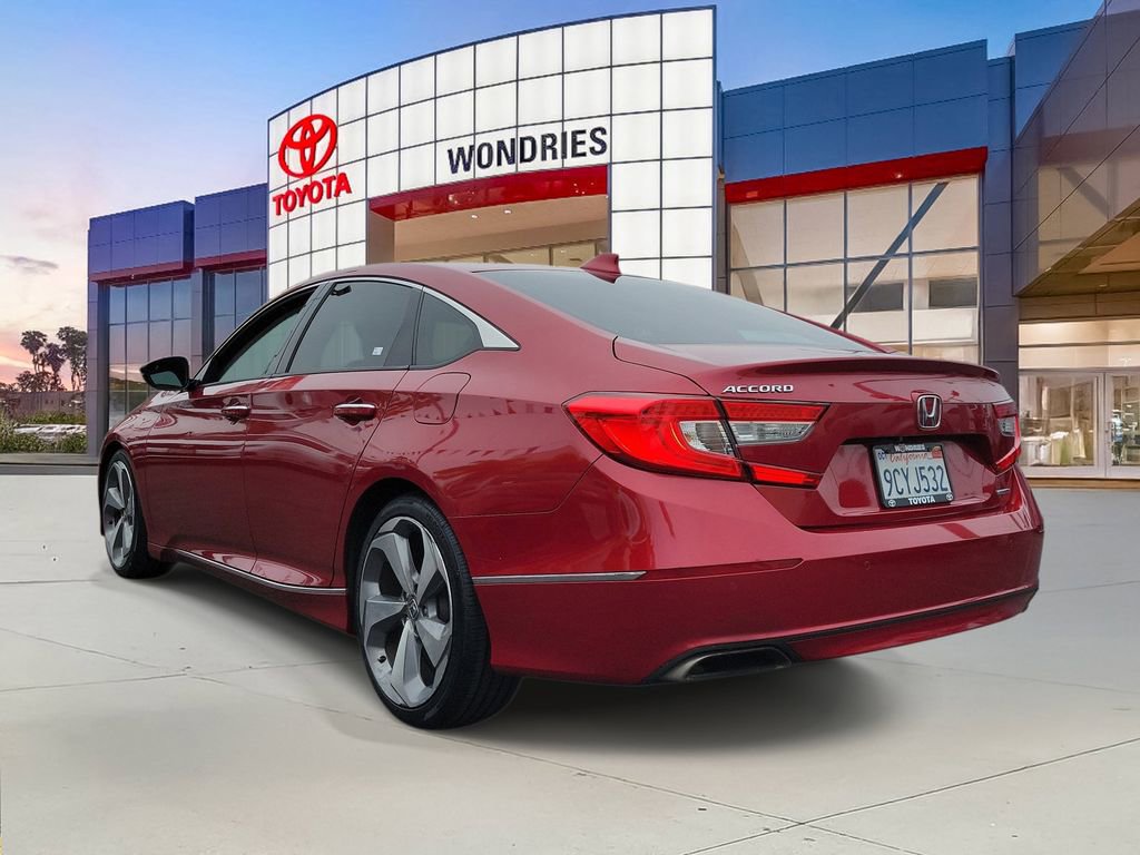 Used 2018 Honda Accord Touring image 6