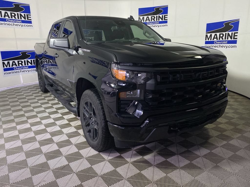 Used 2023 Chevrolet Silverado 1500 Custom AWD/4WD image 1