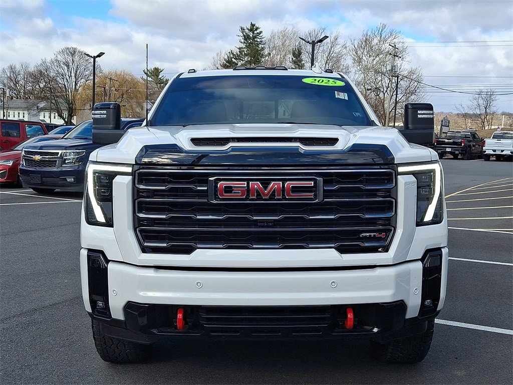 Used 2025 GMC Sierra 2500 AT4 w/ AT4 Preferred Package video 2