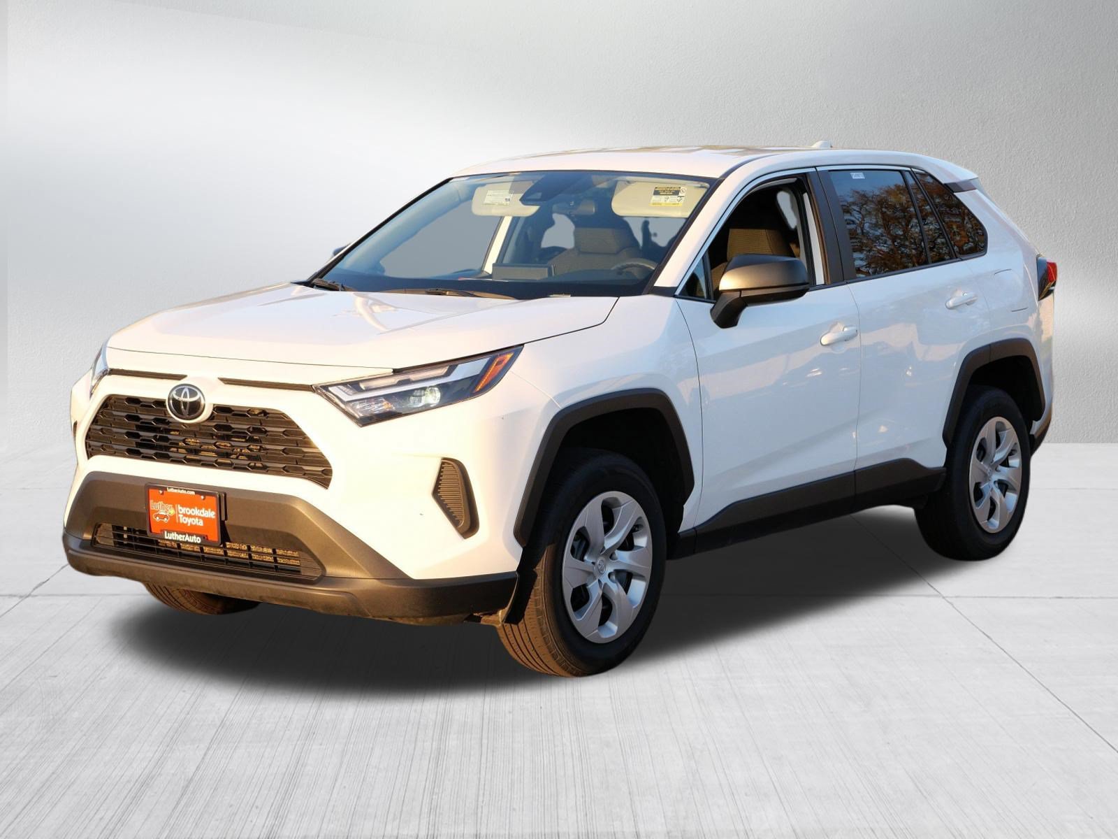 Certified 2025 Toyota RAV4 LE AWD/4WD image 3