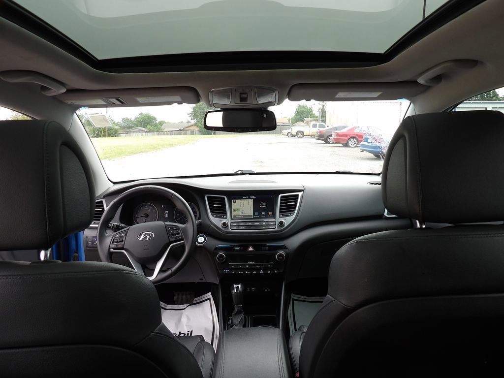 Used 2017 Hyundai Tucson Limited w/ Limited Ultimate Package 03 FWD image 23