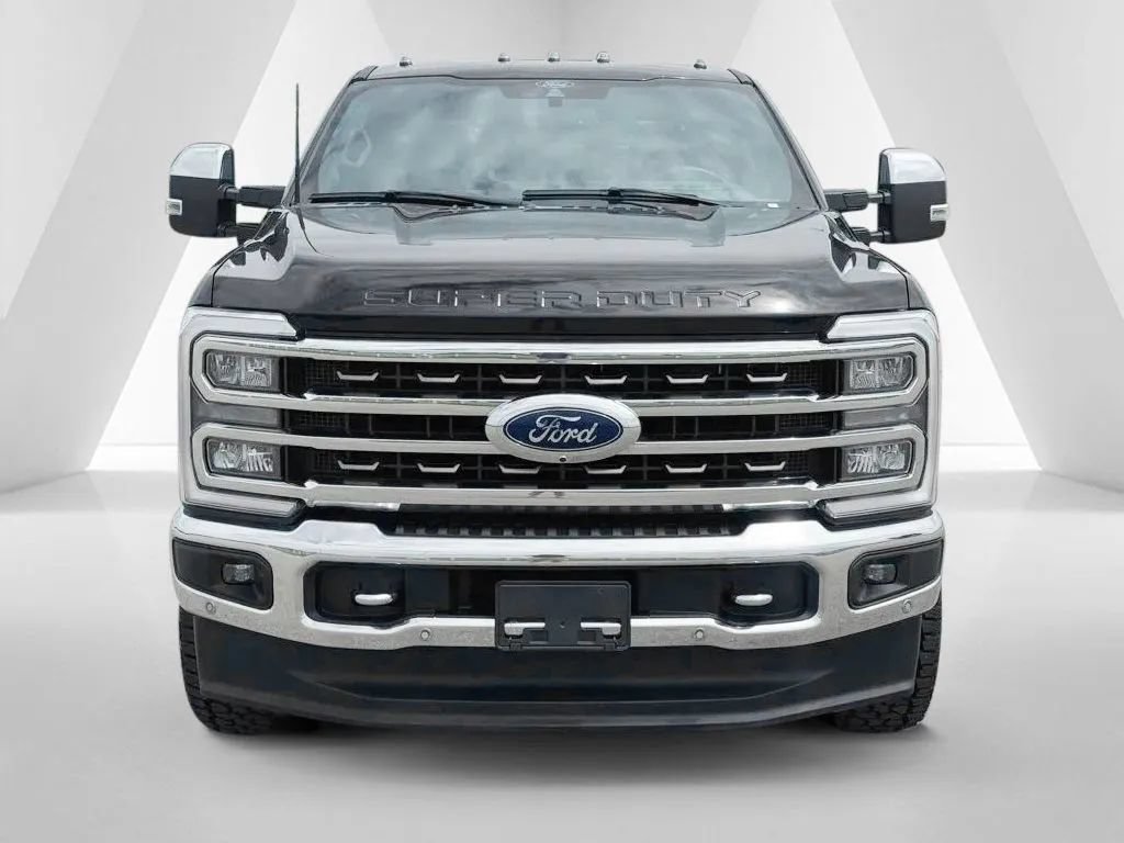 Used 2024 Ford F250 King Ranch w/ Chrome Package AWD/4WD image 2