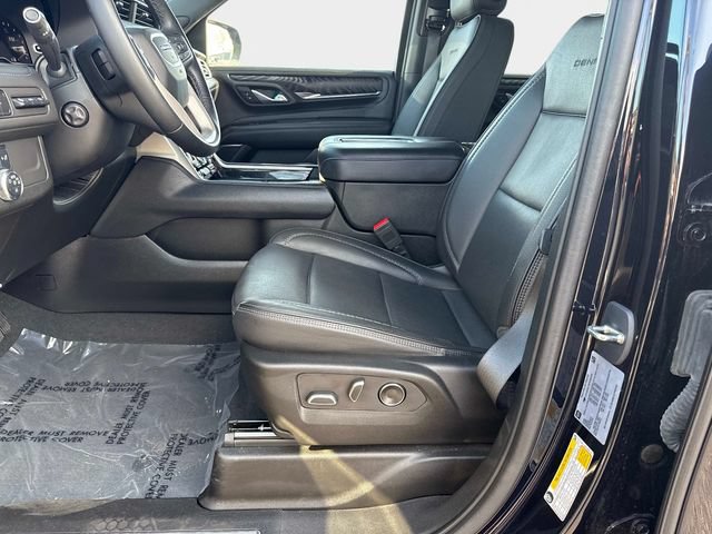 Used 2023 GMC Yukon Denali AWD/4WD image 16