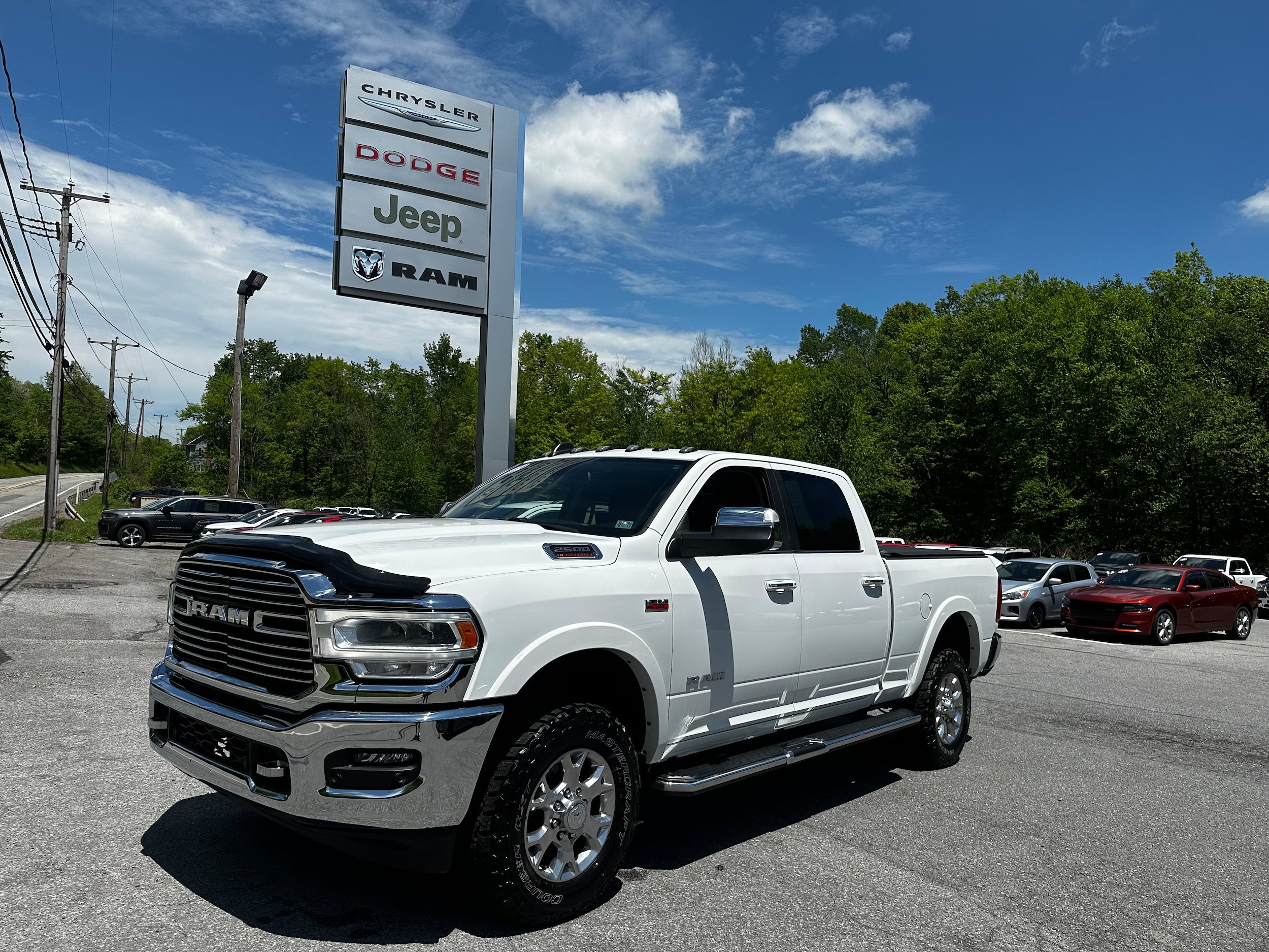 Used 2022 RAM 2500 Laramie AWD/4WD image 1