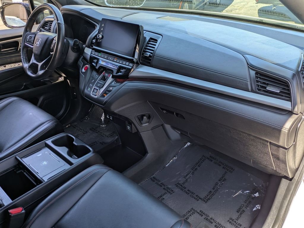 Used 2025 Honda Odyssey Sport-L image 29