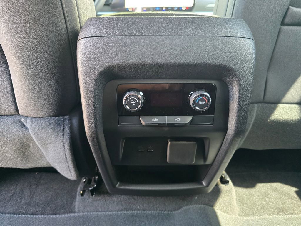 New 2026 Chevrolet Traverse LT w/ Driver Confidence Package image 22