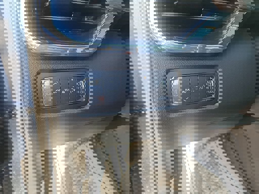 Used 2024 GMC Acadia Denali w/ Super Cruise Package image 11