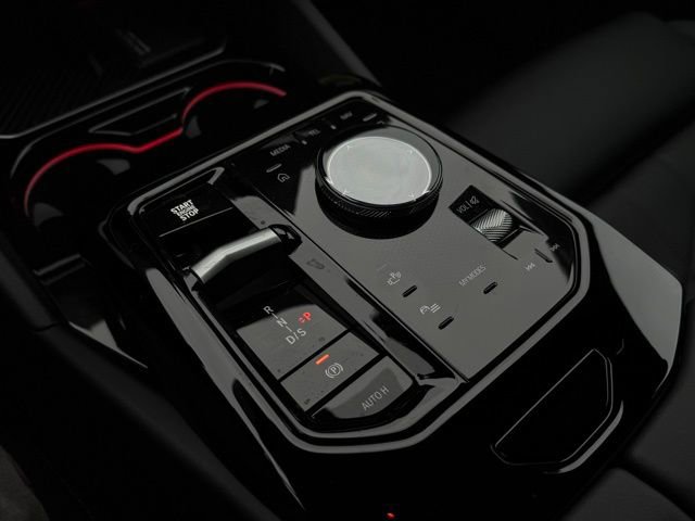 New 2026 BMW 530i xDrive w/ Premium Package image 32