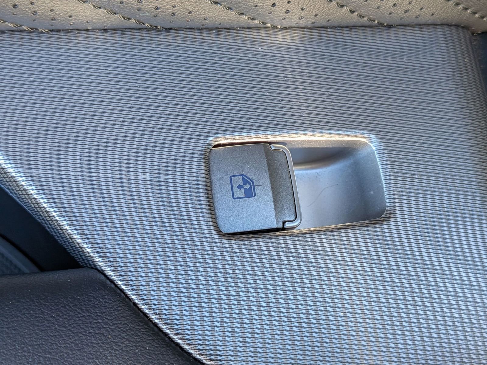 Used 2024 Hyundai Palisade Calligraphy image 30