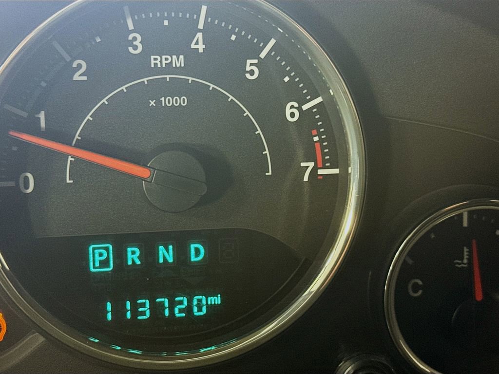 Used 2015 Jeep Wrangler Unlimited Willys image 15