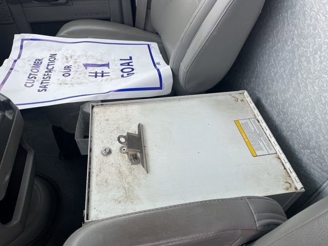 Used 2014 Ford E-350 and Econoline 350 Super Duty w/ Power Group image 32