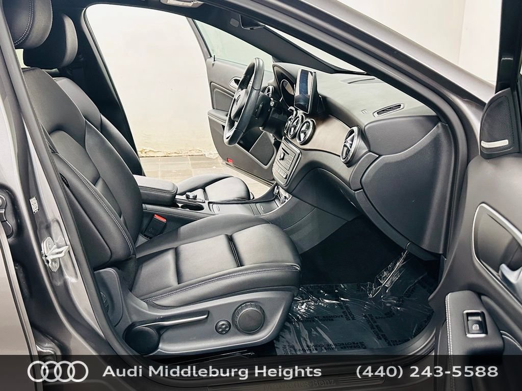 Used 2016 Mercedes-Benz GLA 250 4MATIC image 7