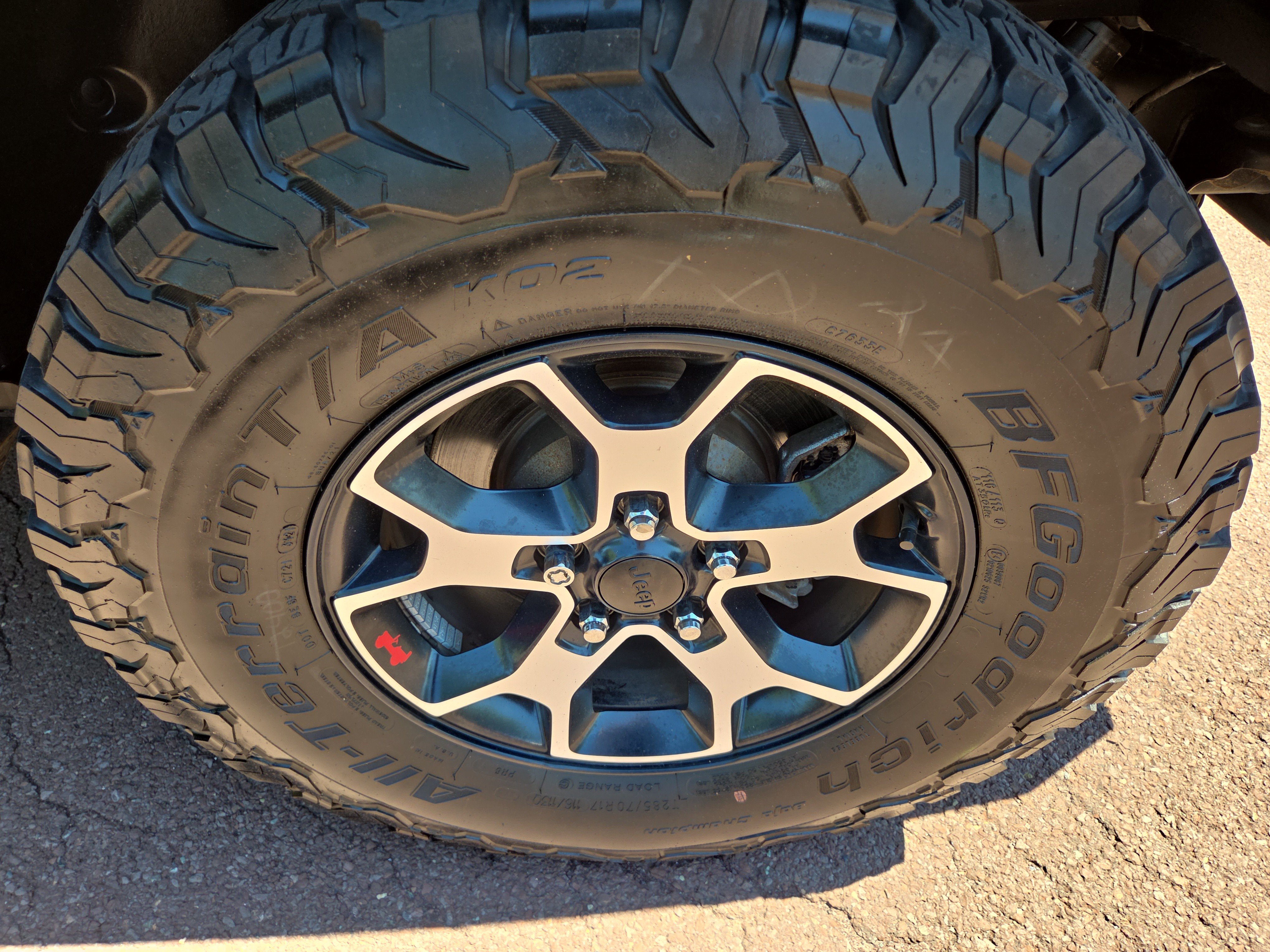 Used 2021 Jeep Wrangler Rubicon w/ Cold Weather Group AWD/4WD image 11