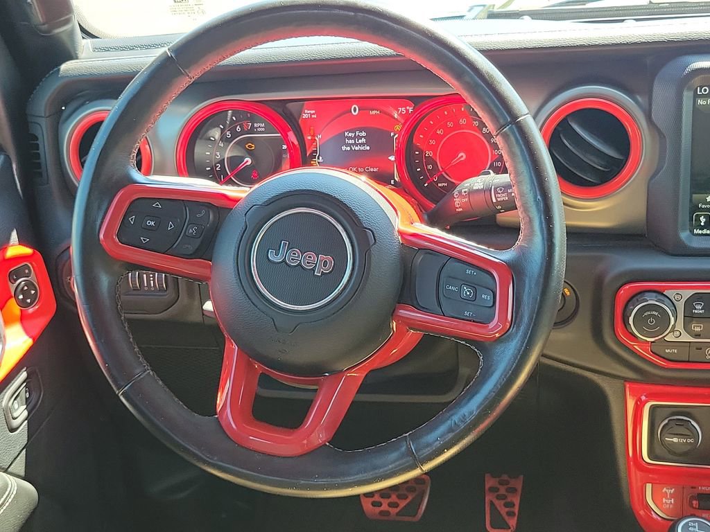 Used 2018 Jeep Wrangler Unlimited Rubicon w/ Dual Top Group AWD/4WD image 25