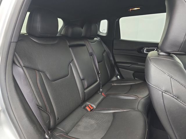 Used 2024 Jeep Compass Trailhawk AWD/4WD image 38