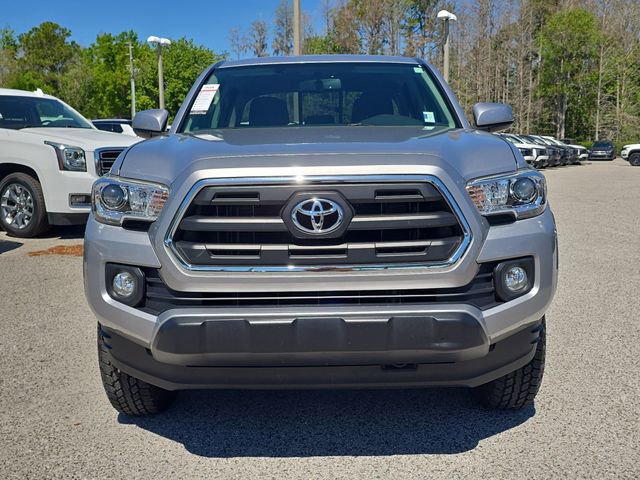 Used 2017 Toyota Tacoma SR5 w/ Tow Package image 3