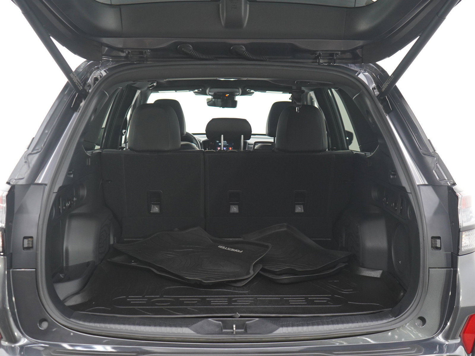 Used 2025 Subaru Forester Touring w/ Touring Package AWD/4WD image 16