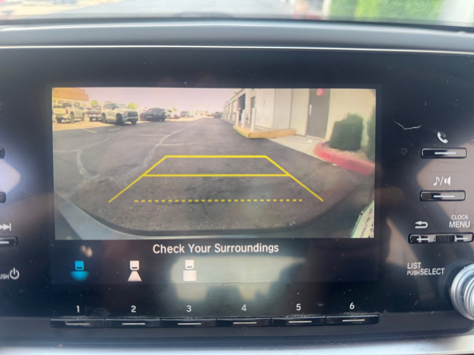 Used 2019 Honda Accord LX image 29