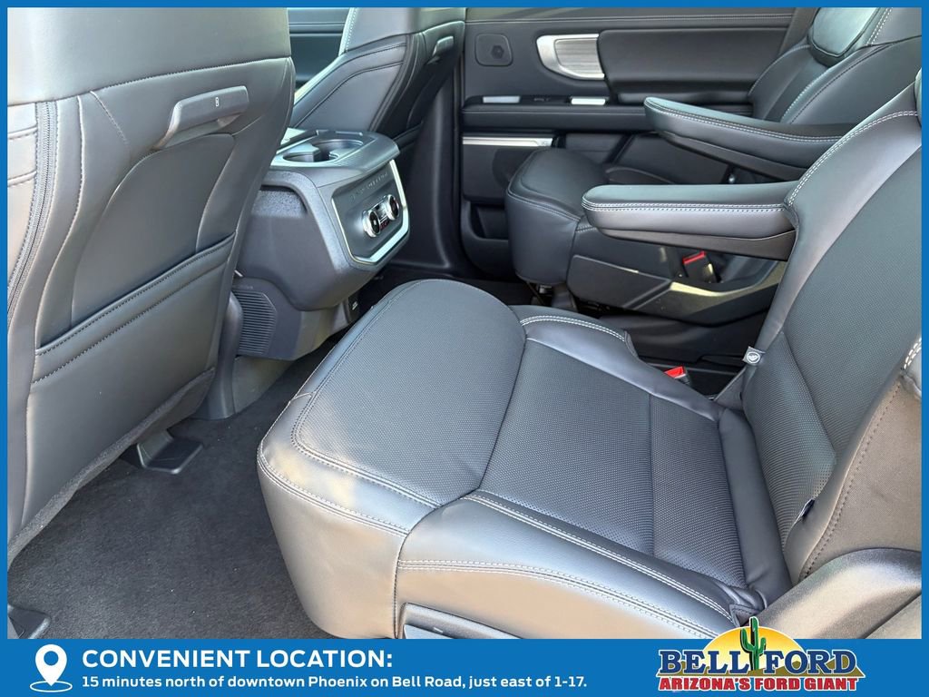 New 2025 Ford Expedition Platinum w/ Driver's Package image 18