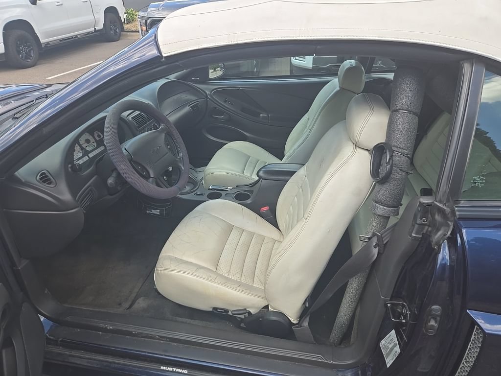 Used 2001 Ford Mustang GT RWD image 5
