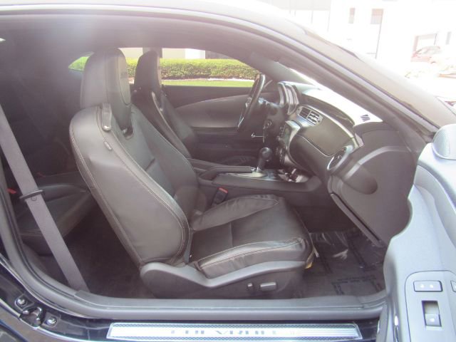 Used 2014 Chevrolet Camaro SS image 17