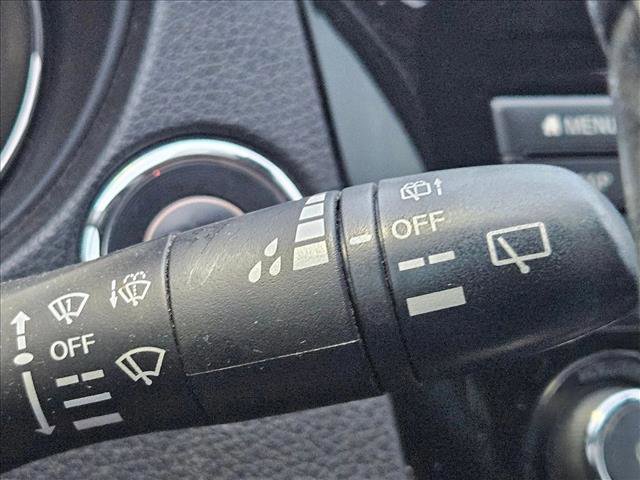 Used 2019 Nissan Rogue Sport SL w/ Premium Package image 8